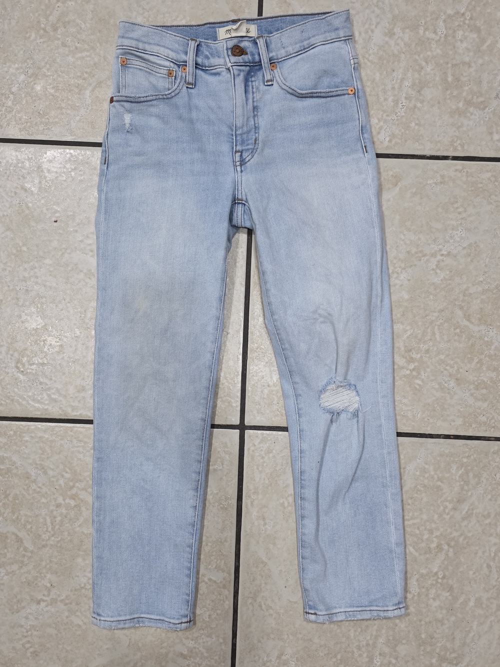 Light Wash Women’s Jeans Distressed Knee Madewell midrise classic straight 24
